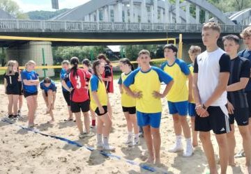 Zawody w piłce plażowej
