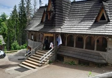 Górska wędrówka klasy VIII na Rusinową Polanę